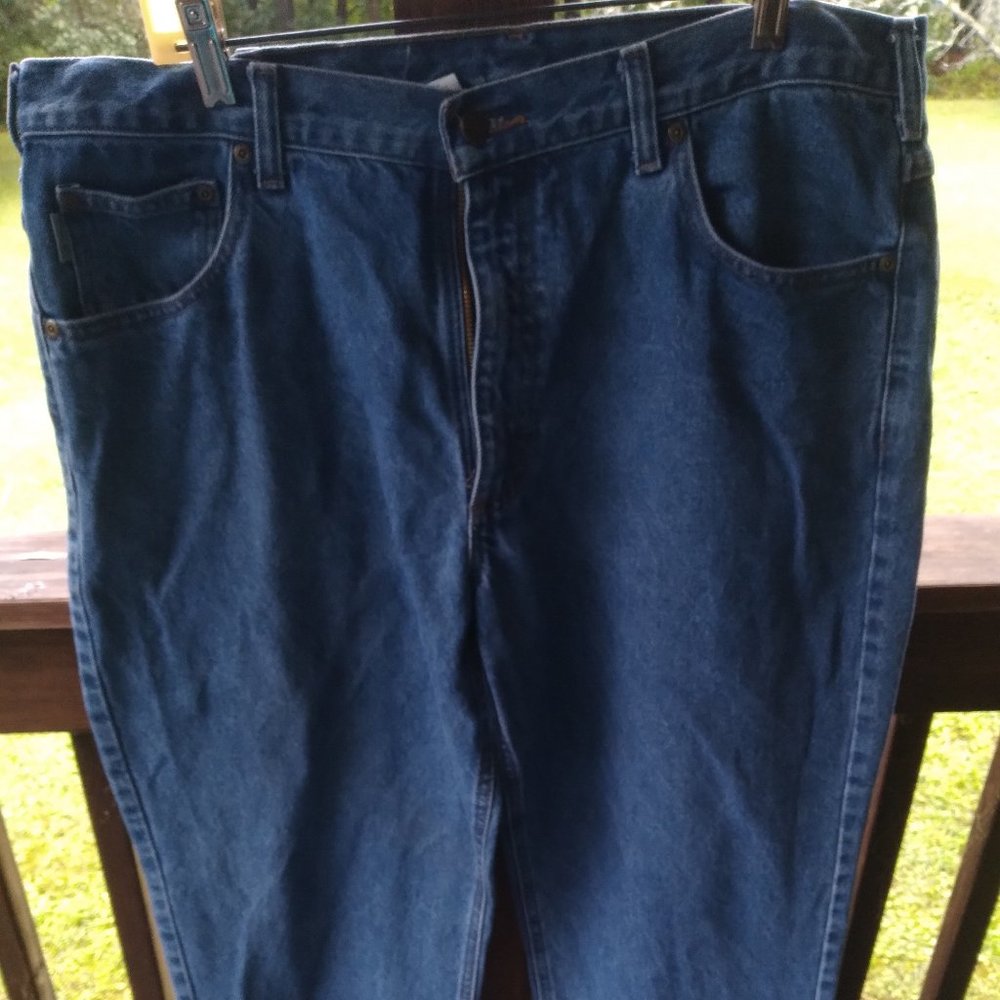 Carhartt blue jeans men size 38x30 relaxed fit